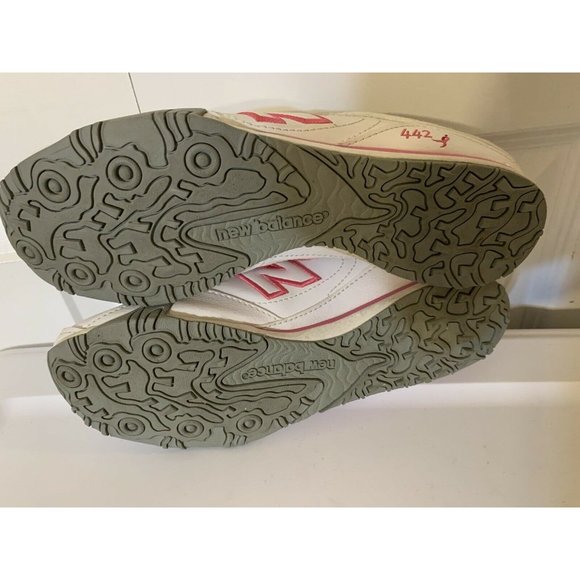 New Balance 442 Slip On Mule Women’s Sz 7.5 White Pink - Picture 8 of 8